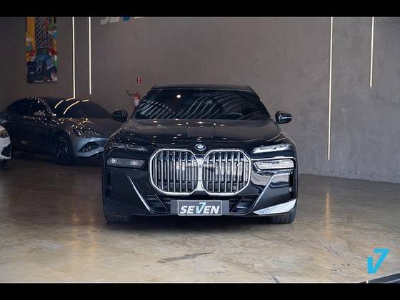 BMW i7 ELÉTRICO XDRIVE60 M SPORT BMW i7 ELÉTRICO XDRIVE60 M SPORT